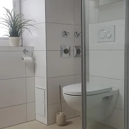 Apartment Fienchen - Helle, Komfortable Zum Wohlfuehlen Mit Kurzem Weg Zu Und Promenade Groemitz